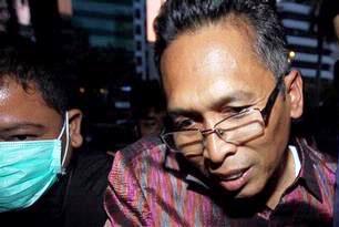 KPK Menangkap SET di kantornya di Pengadilan Negeri Bandung